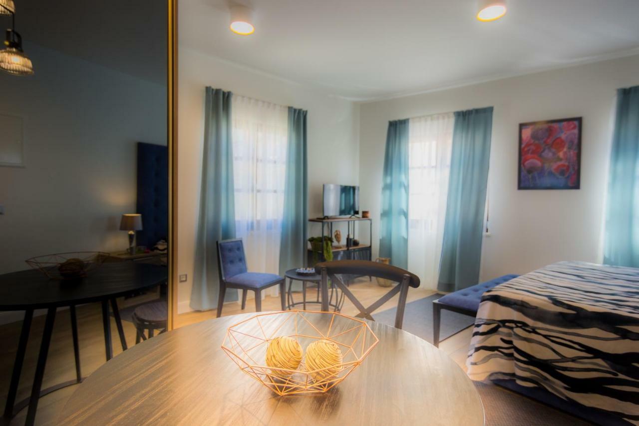Apartments Mihael Nin Exterior foto
